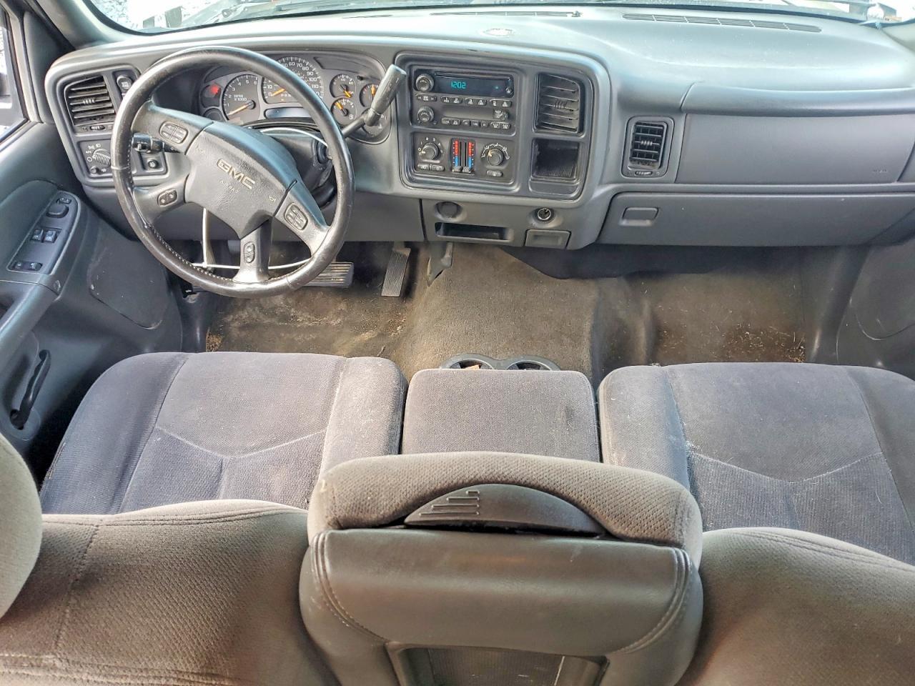 2006 GMC NEW SIERRA K1500 — Фото 8 из 12