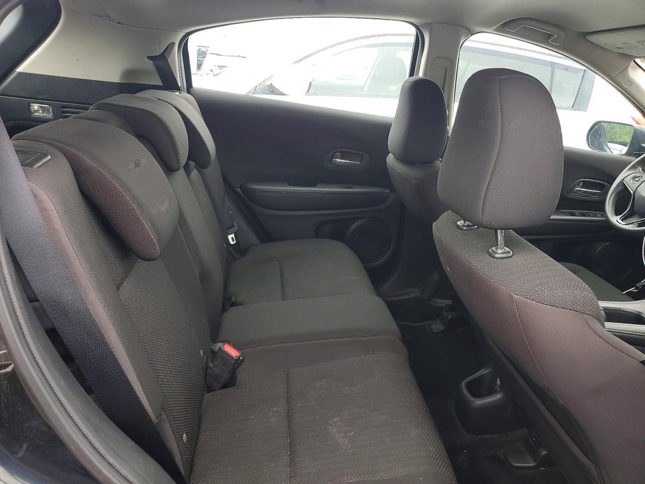 2016 HONDA HR-V LX — Фото 11 из 13