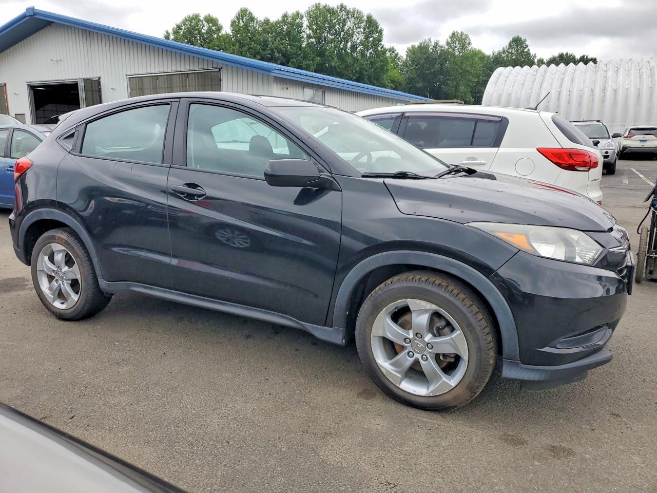 2016 HONDA HR-V LX — Фото 4 из 13