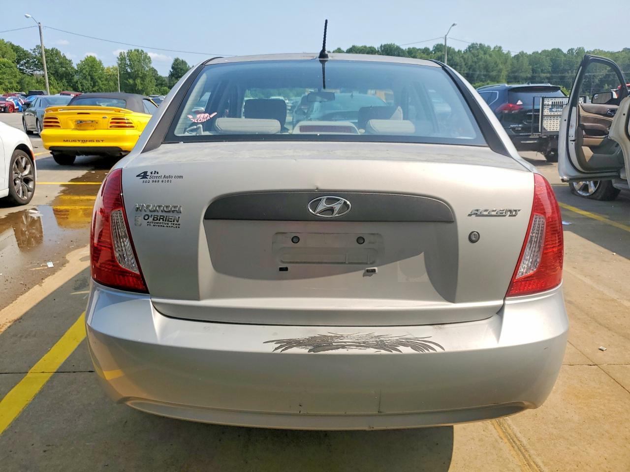 2009 HYUNDAI ACCENT GLS — Фото 6 из 12