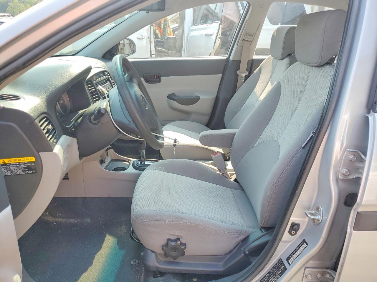 2009 HYUNDAI ACCENT GLS — Фото 7 из 12