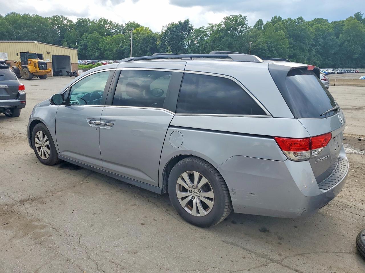 2016 HONDA ODYSSEY EX — Фото 2 из 13