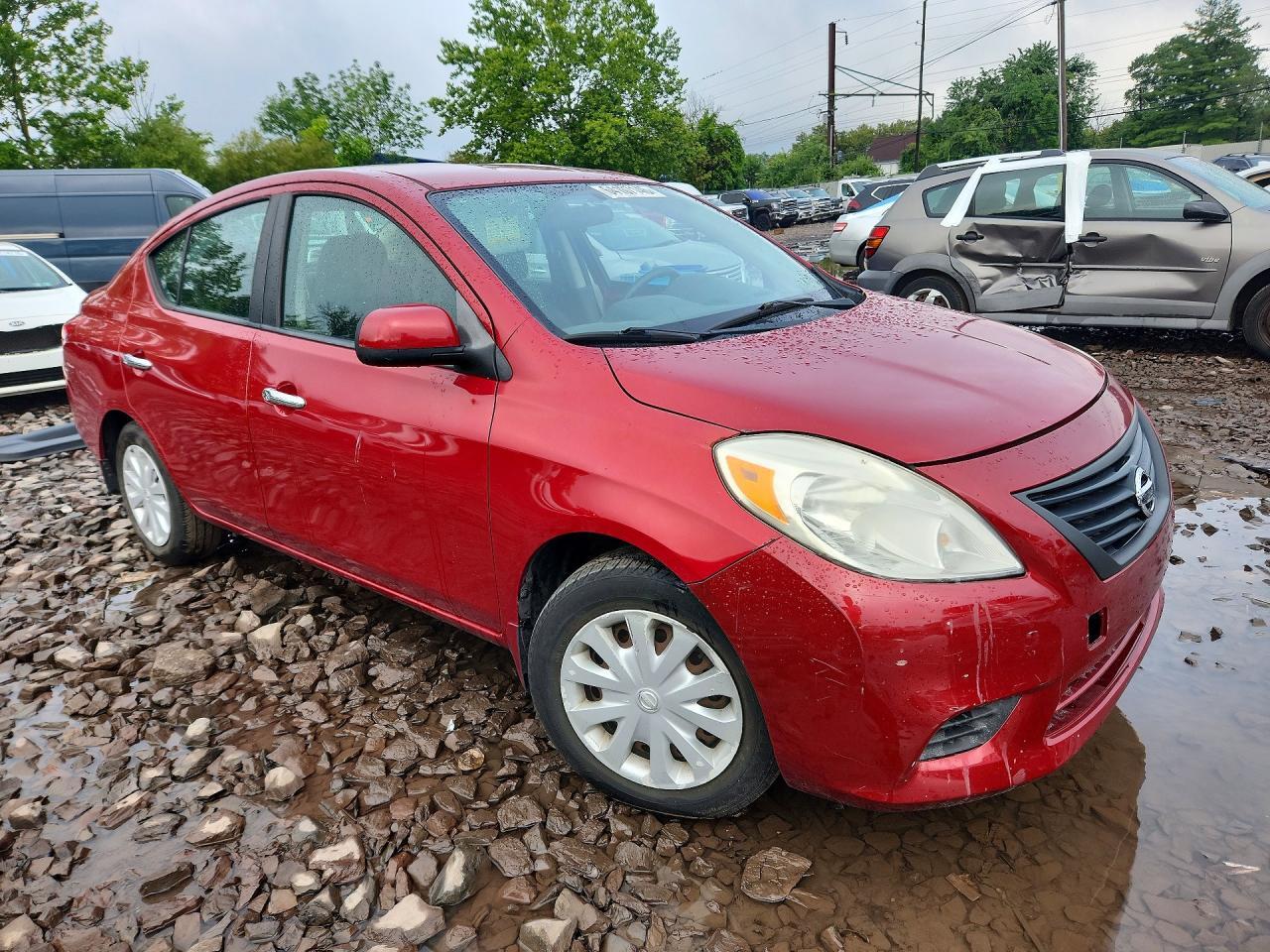 2012 NISSAN VERSA 1.6 S — Фото 4 из 13