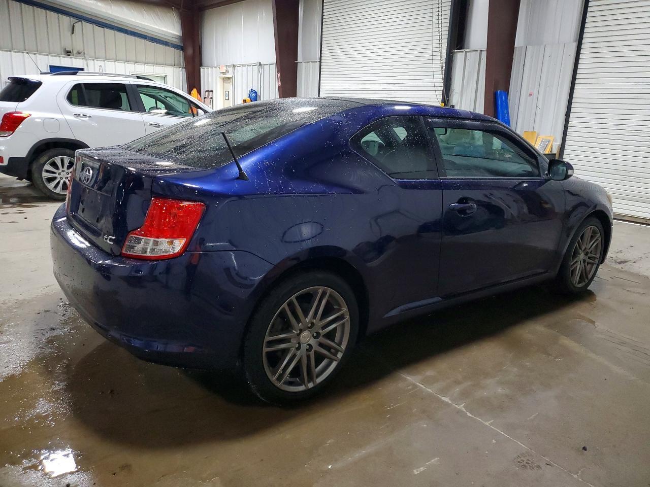 JTKJF5C7XC3027226 2012 SCION TC photo no. 3