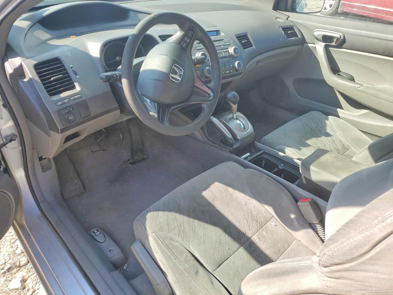 2006 HONDA CIVIC LX — Фото 8 из 12
