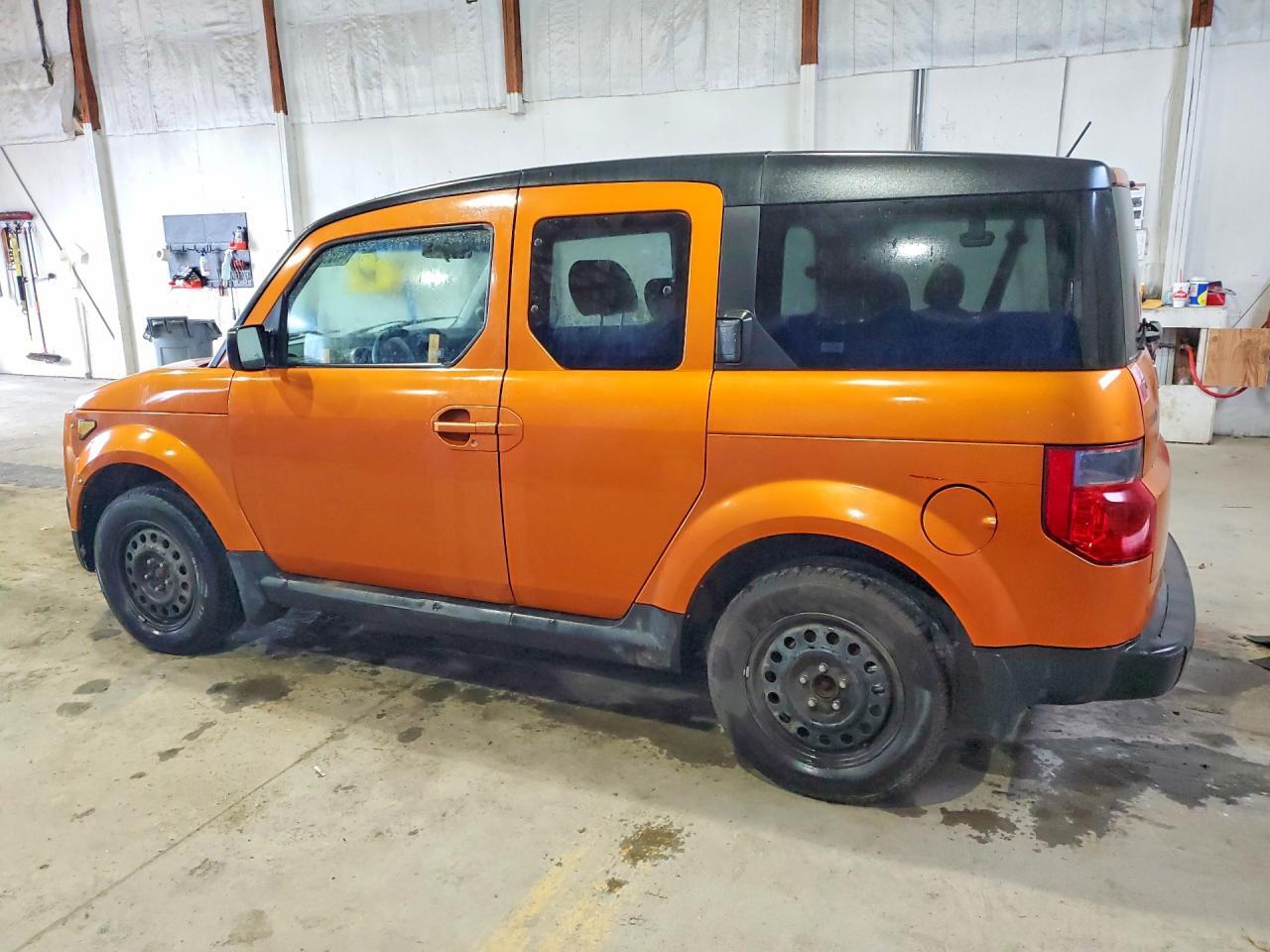 2006 HONDA ELEMENT EX — Фото 2 из 13