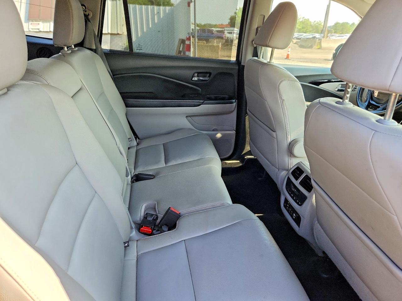2016 HONDA PILOT TOURING — Фото 11 из 14