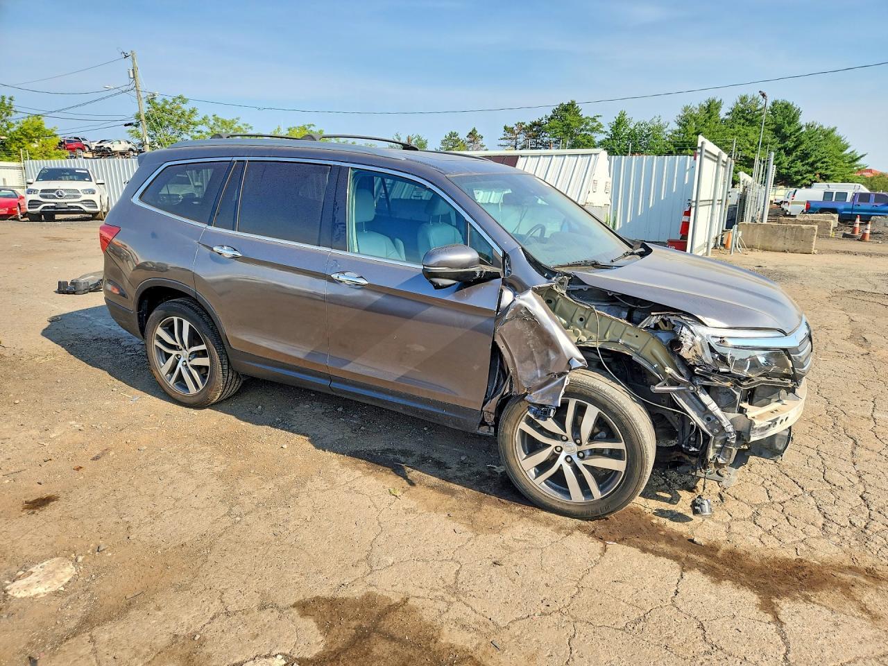 2016 HONDA PILOT TOURING — Фото 4 из 14