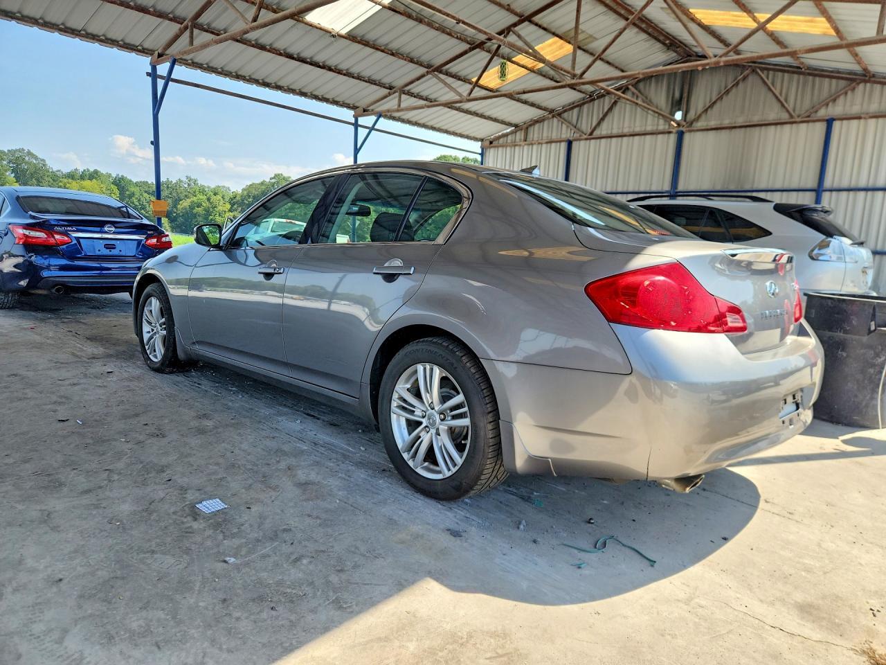2009 INFINITI G37 SEDAN X — Фото 2 из 12