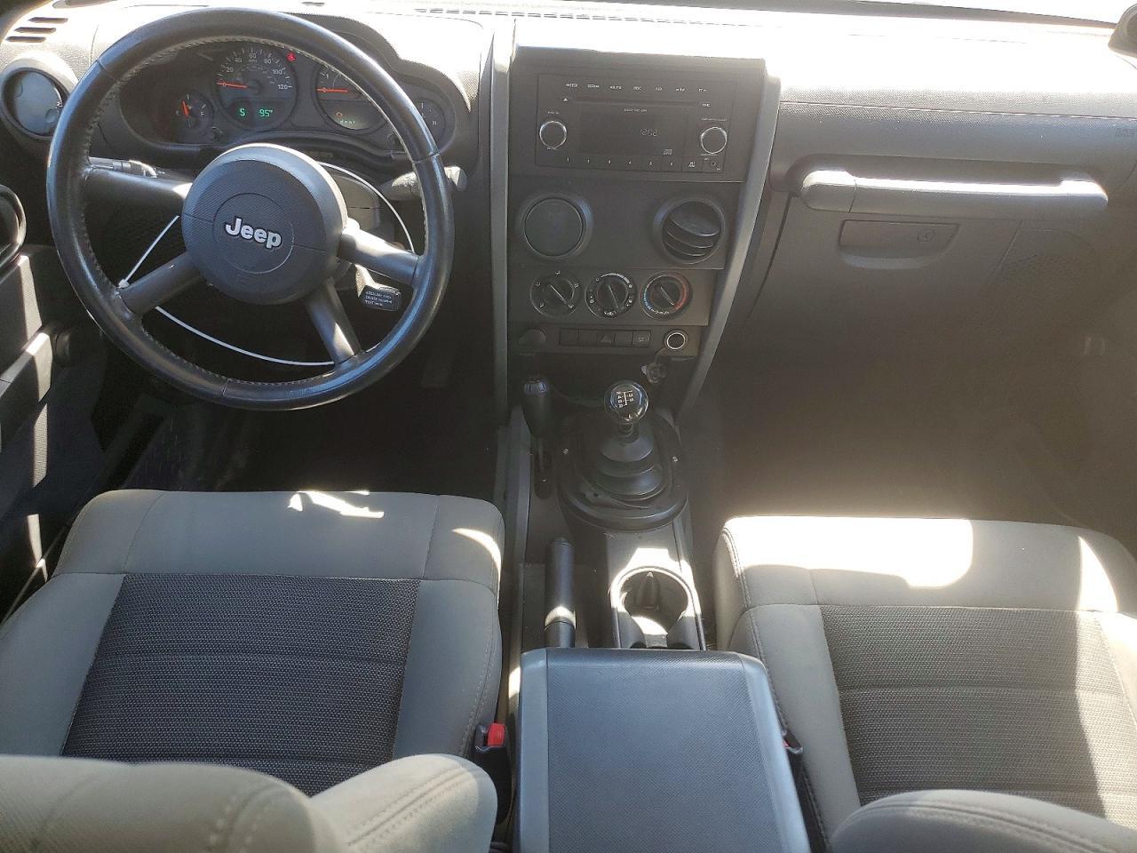 2009 JEEP WRANGLER UNLIMITED X — Фото 8 из 13