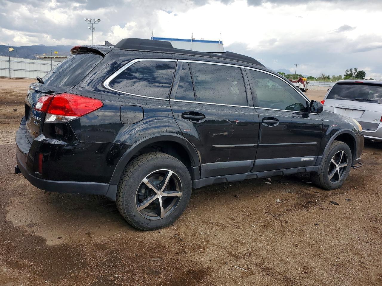 2012 SUBARU OUTBACK 3.6R LIMITED — Фото 3 из 13