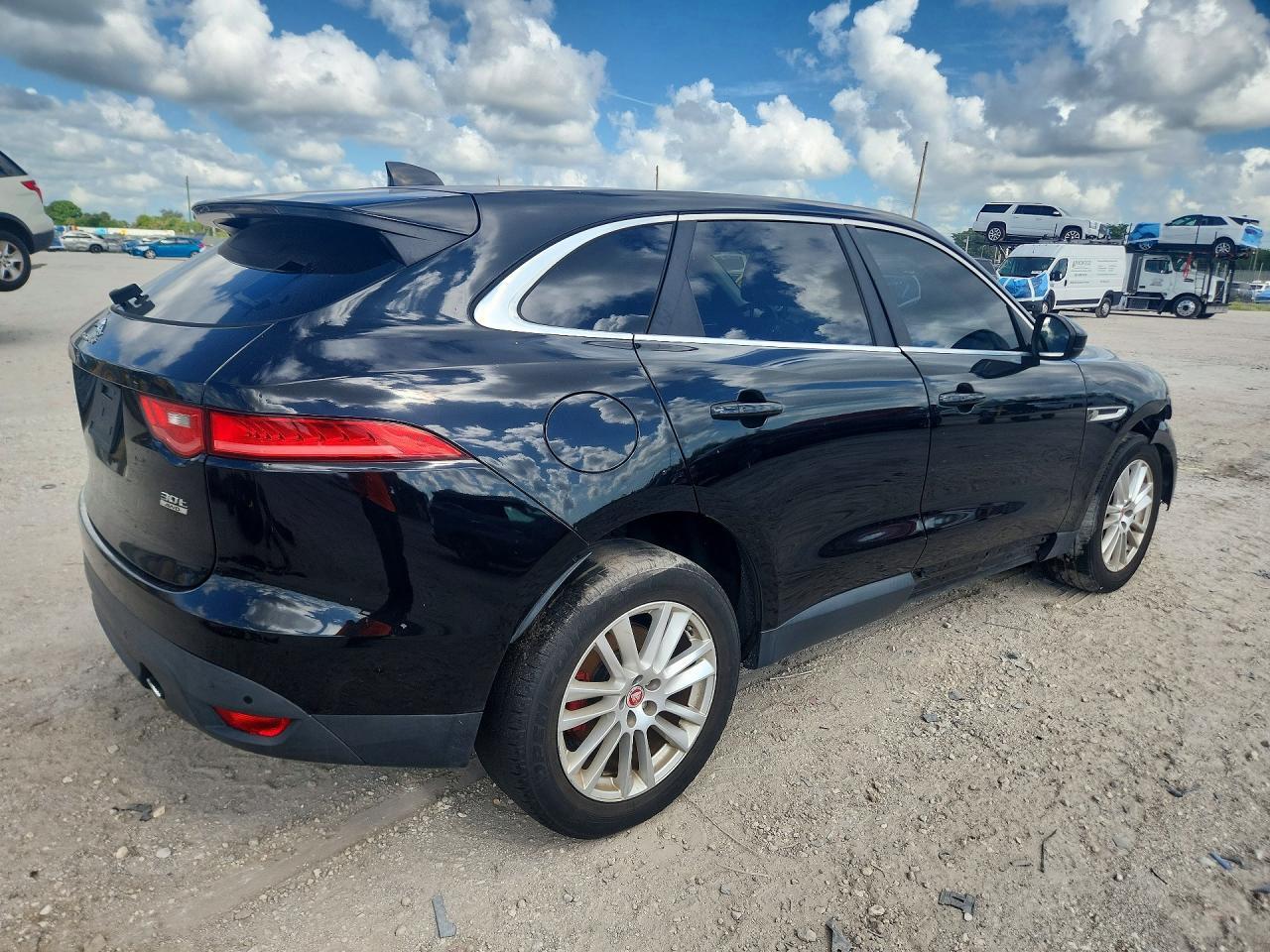 2020 JAGUAR F-PACE PRESTIGE — Фото 3 из 14