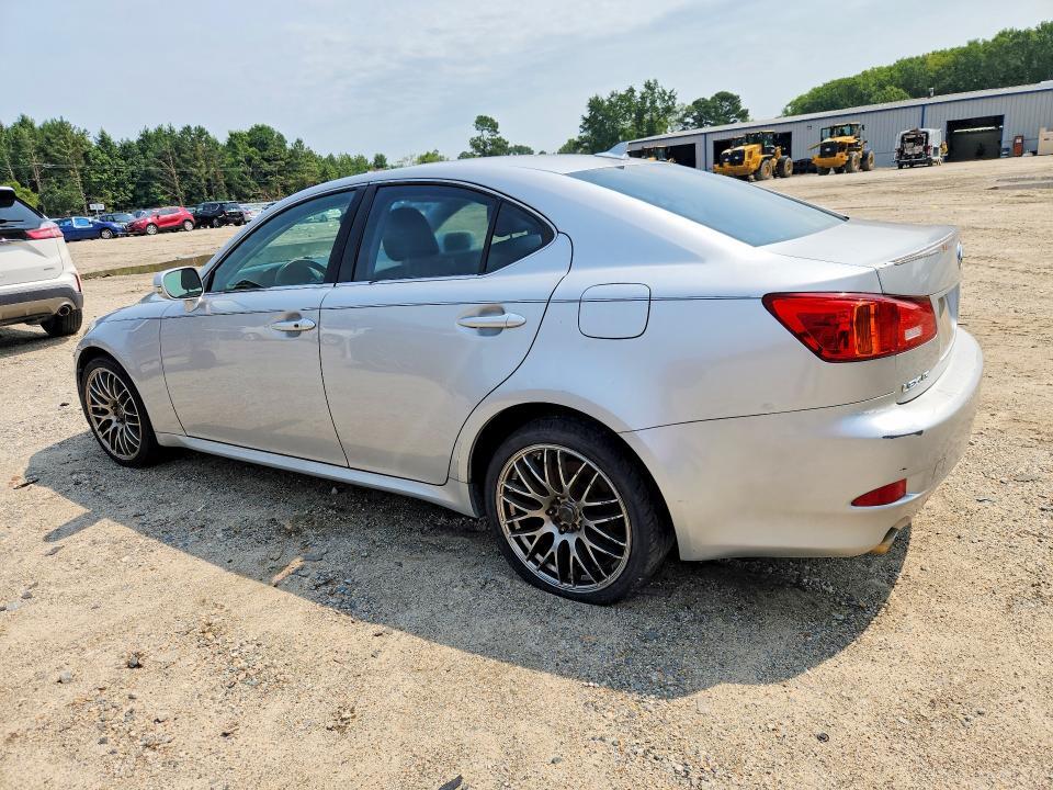 2009 LEXUS IS 250 — Фото 2 из 13