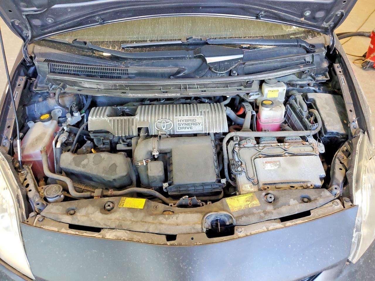 2012 TOYOTA PRIUS — Фото 11 из 12