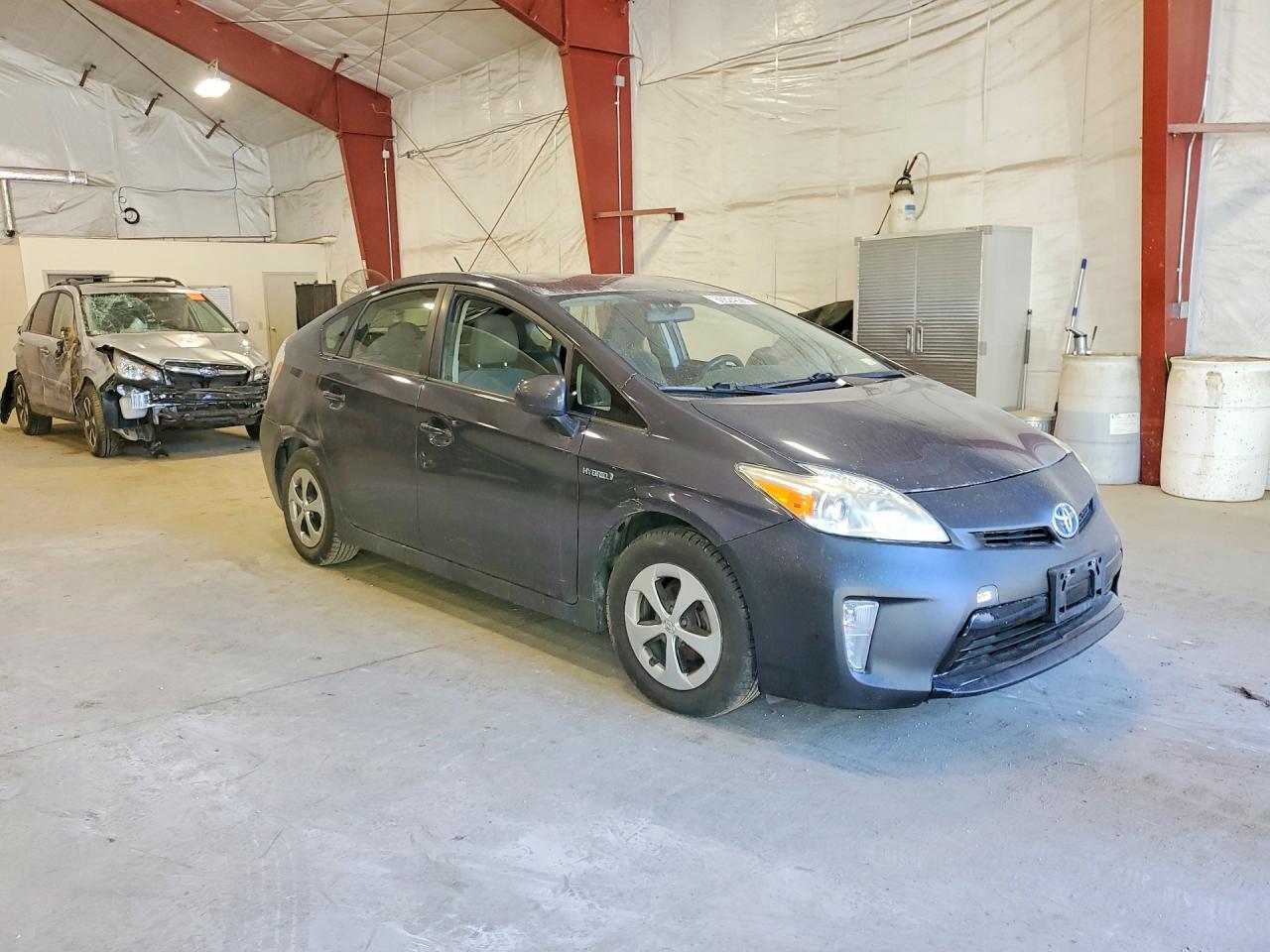 2012 TOYOTA PRIUS — Фото 4 из 12