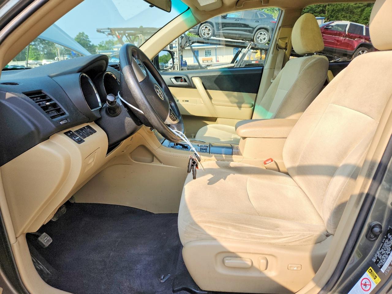 2012 TOYOTA HIGHLANDER BASE — Фото 7 из 13