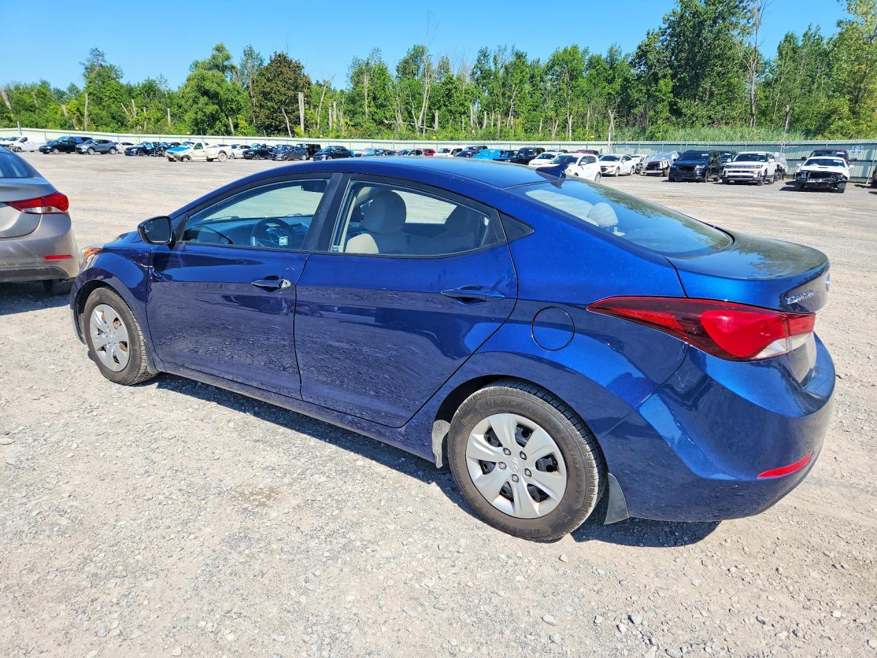 2016 HYUNDAI ELANTRA SE — Фото 2 из 12