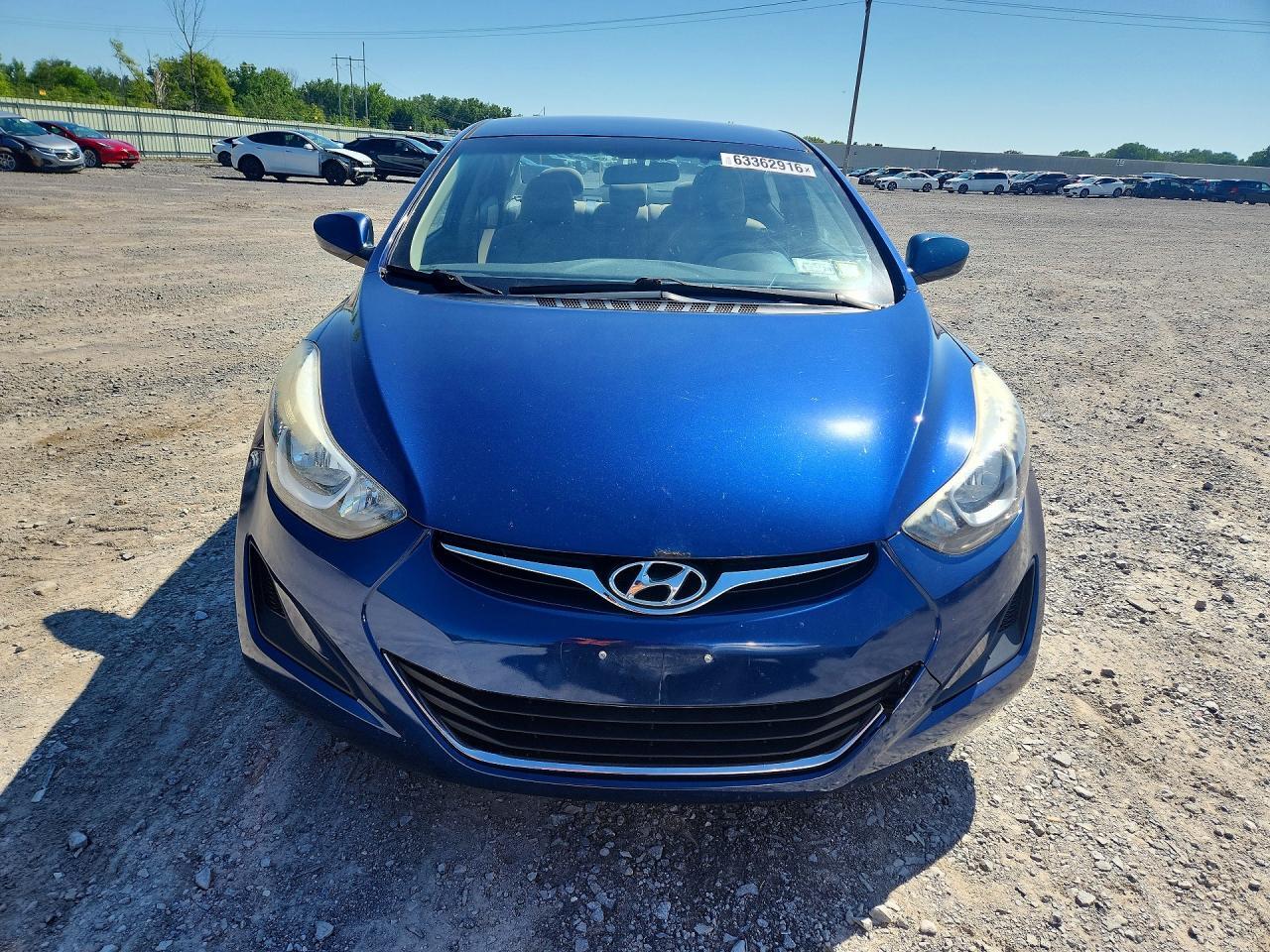 2016 HYUNDAI ELANTRA SE — Фото 5 из 12