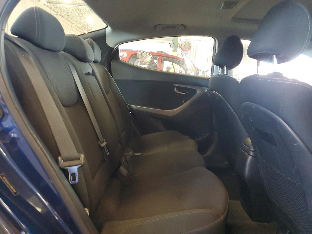 2016 HYUNDAI ELANTRA VALUE EDITION — Фото 10 из 12
