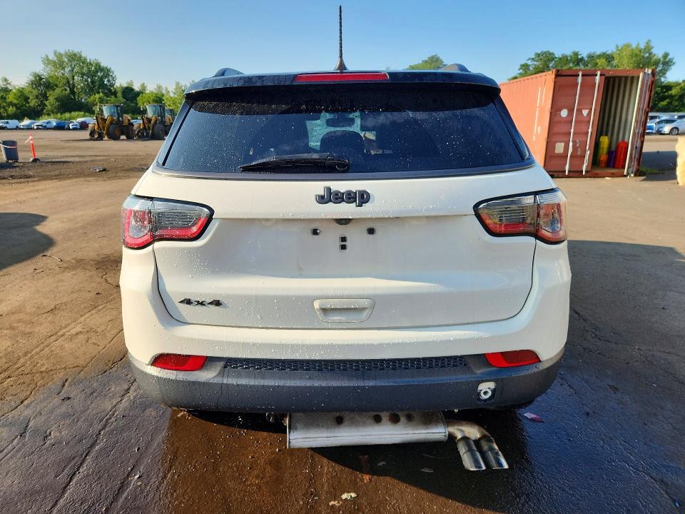 2020 JEEP COMPASS LIMITED — Фото 6 из 14