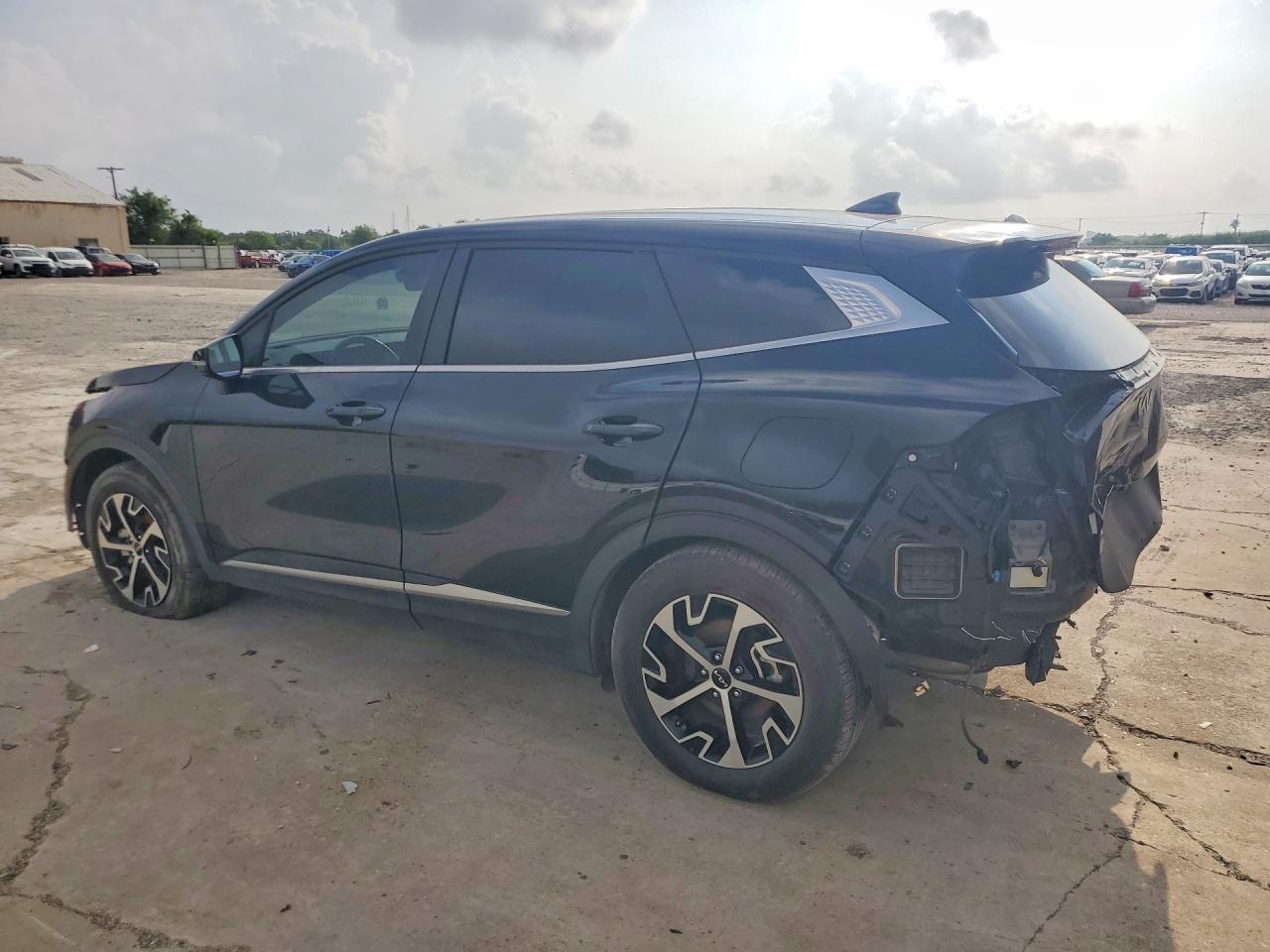 2024 KIA SPORTAGE EX — Фото 2 из 13