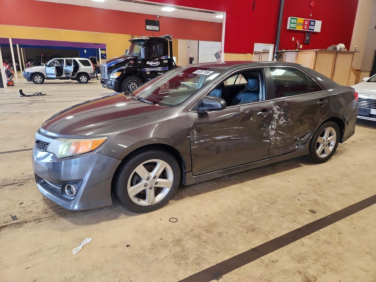 2012 TOYOTA CAMRY SE