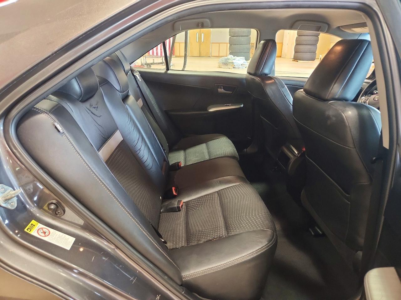 2012 TOYOTA CAMRY SE — Фото 10 из 12