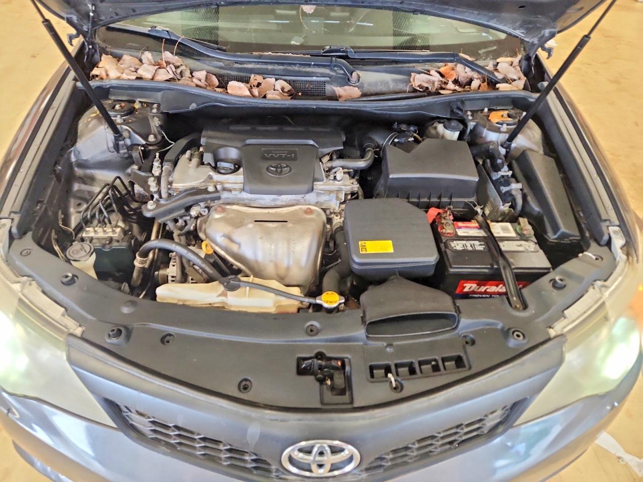 2012 TOYOTA CAMRY SE — Фото 11 из 12