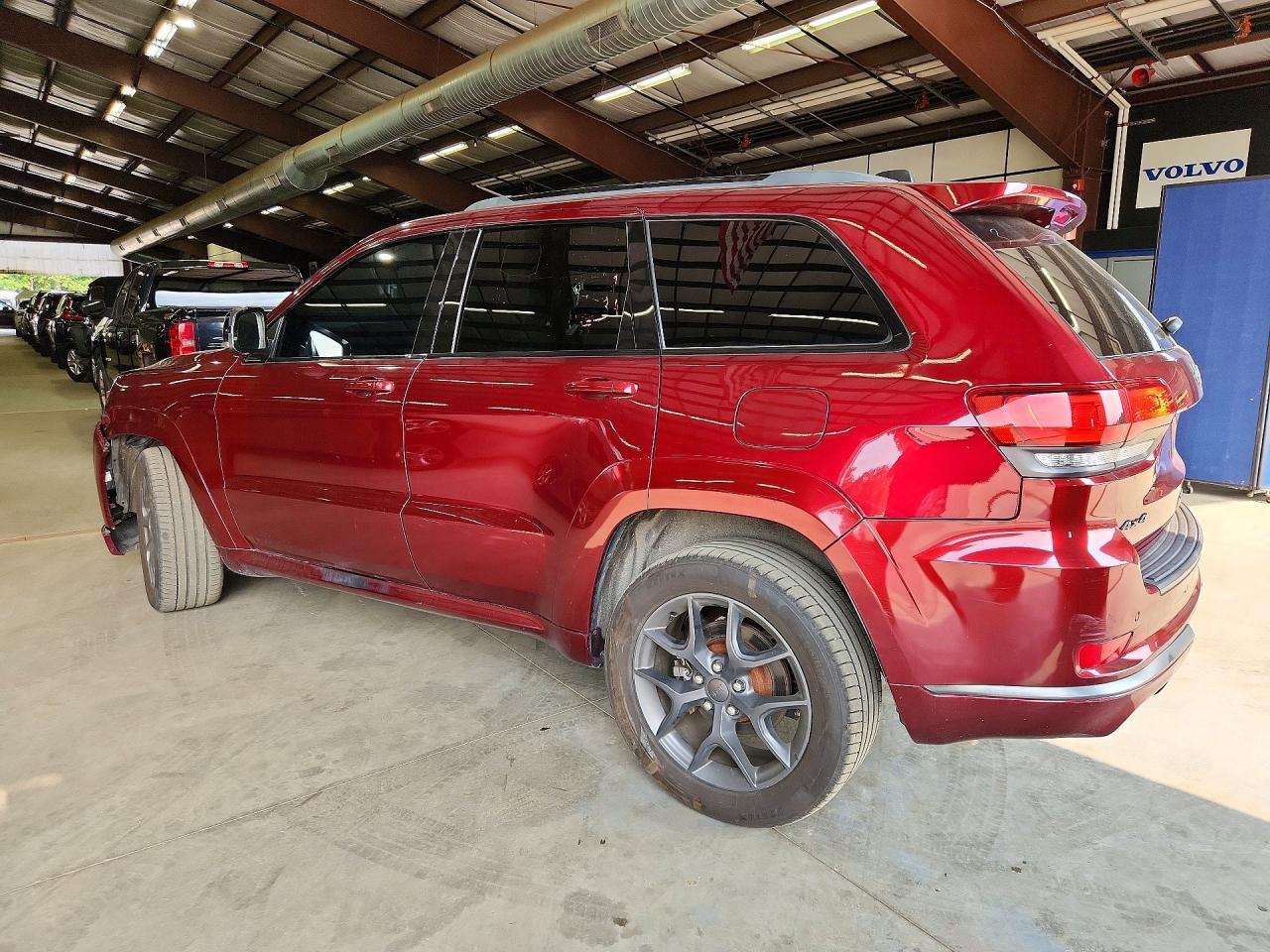 2020 JEEP GRAND CHEROKEE LIMITED — Фото 2 из 13