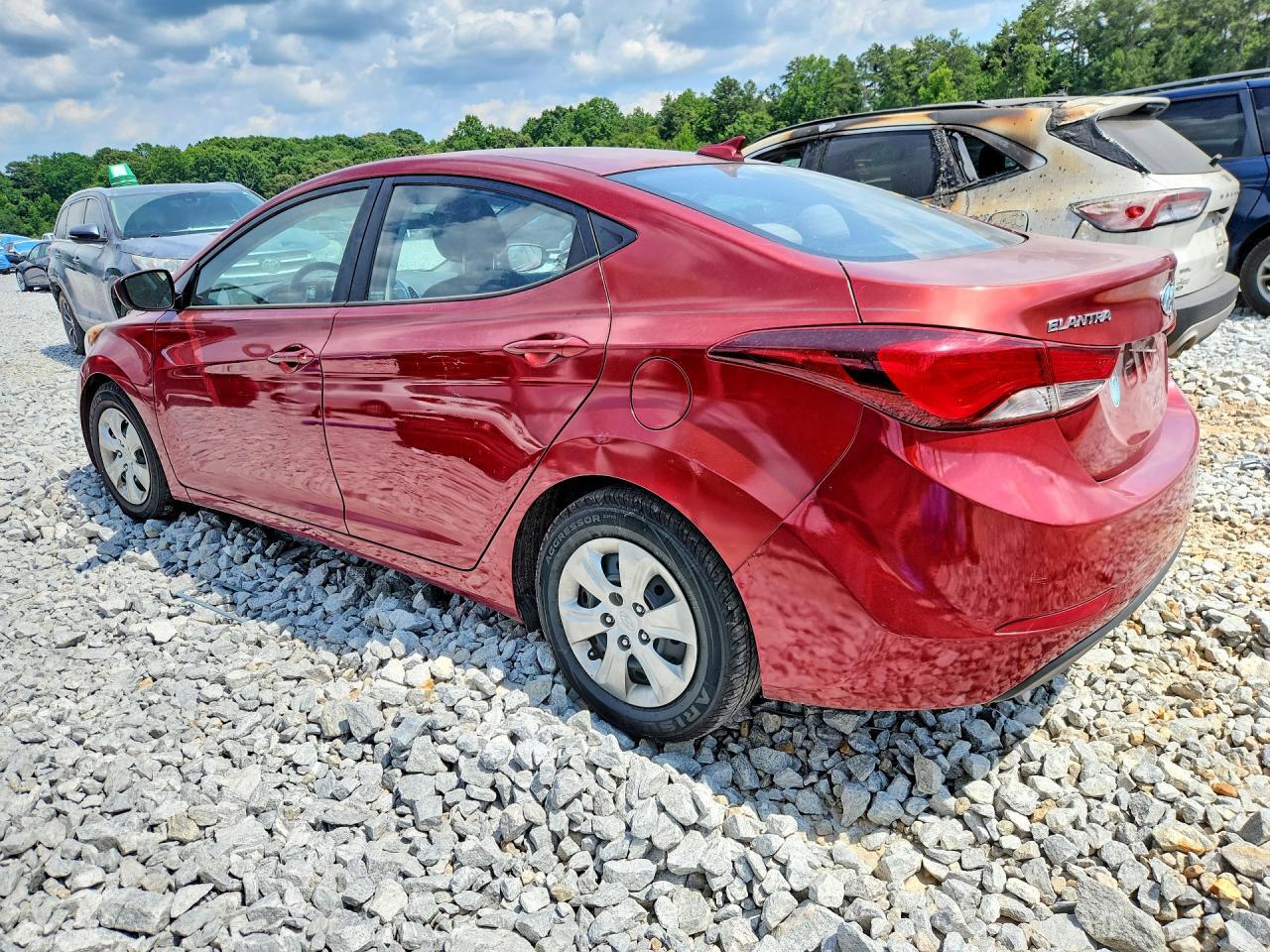 2016 HYUNDAI ELANTRA SE — Фото 2 из 12