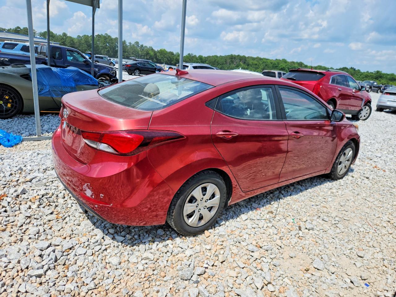 2016 HYUNDAI ELANTRA SE — Фото 3 из 12