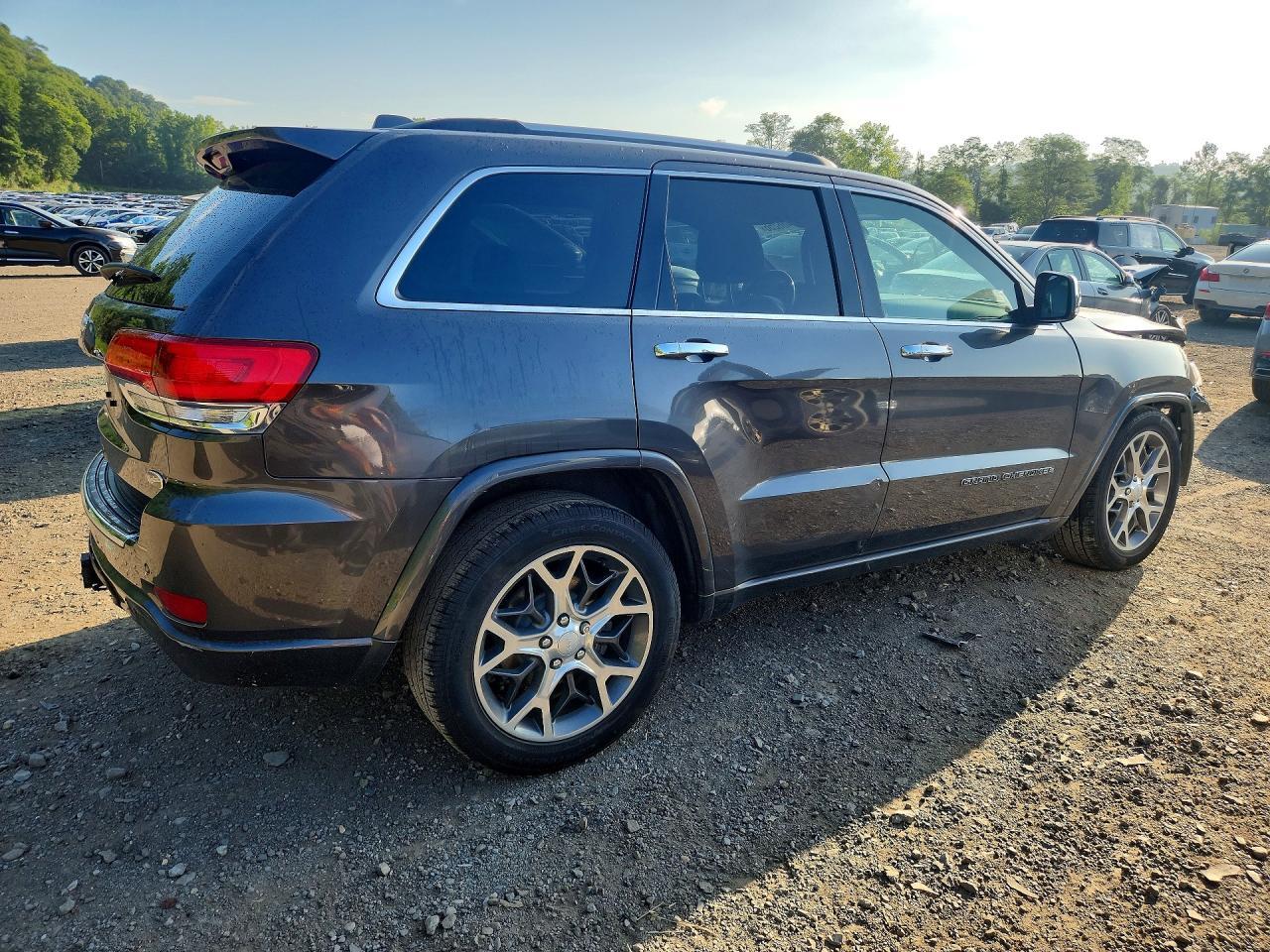 2020 JEEP GRAND CHEROKEE OVERLAND — Фото 3 из 13