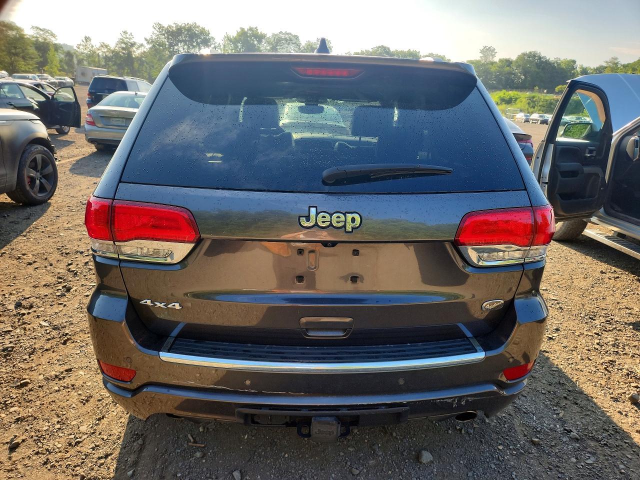 2020 JEEP GRAND CHEROKEE OVERLAND — Фото 6 из 13