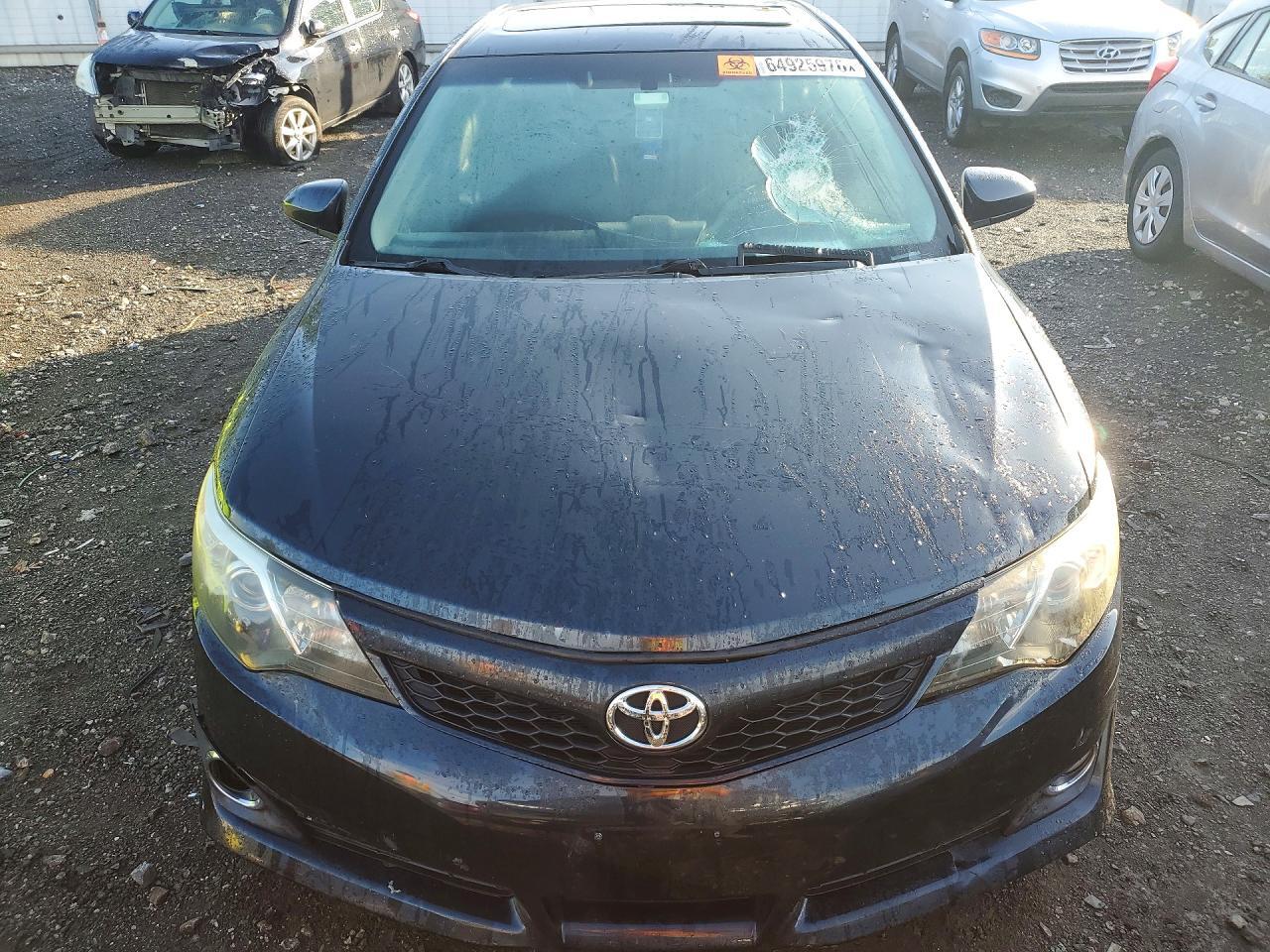 2012 TOYOTA CAMRY SE — Фото 5 из 12