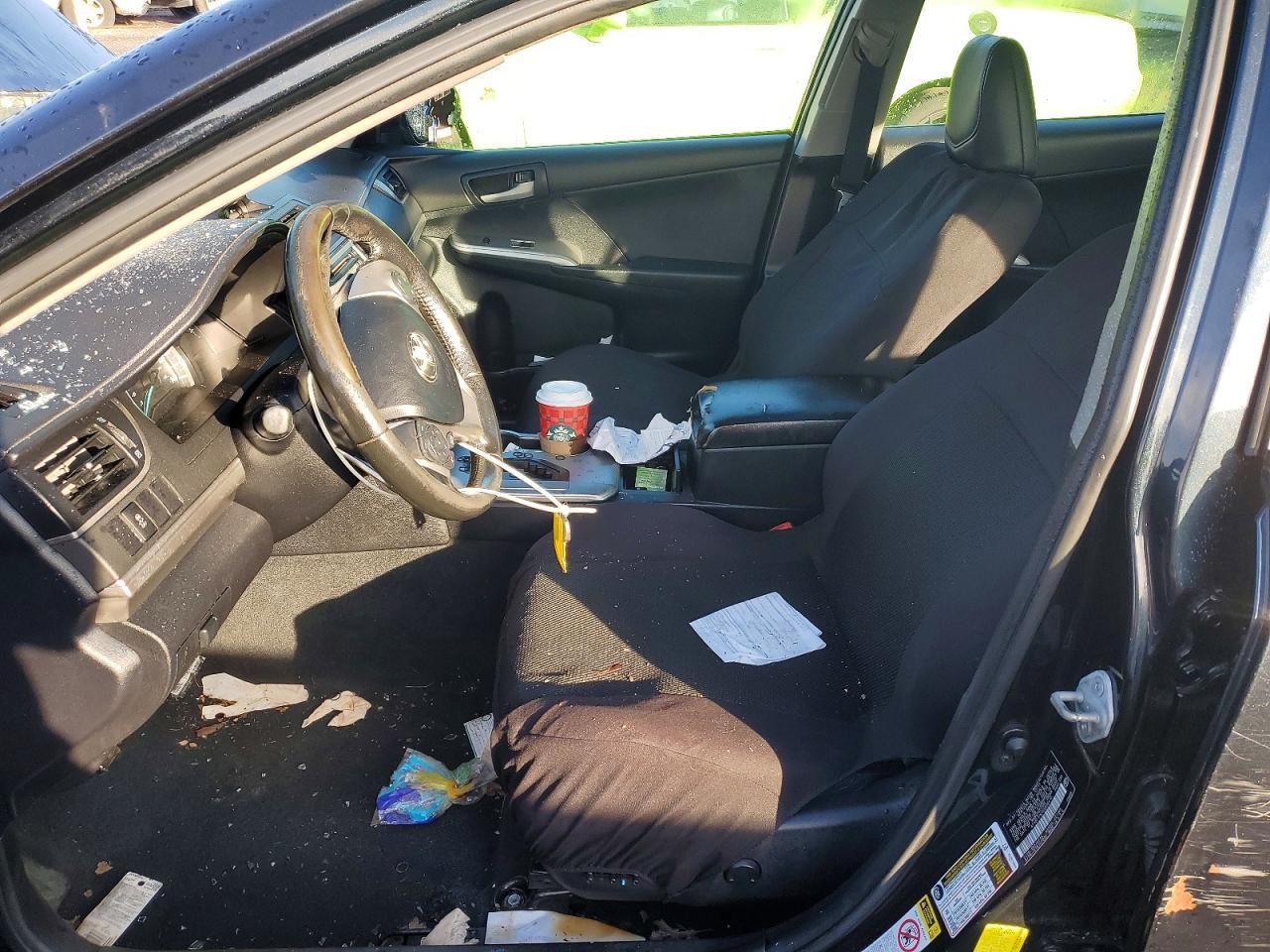 2012 TOYOTA CAMRY SE — Фото 7 из 12