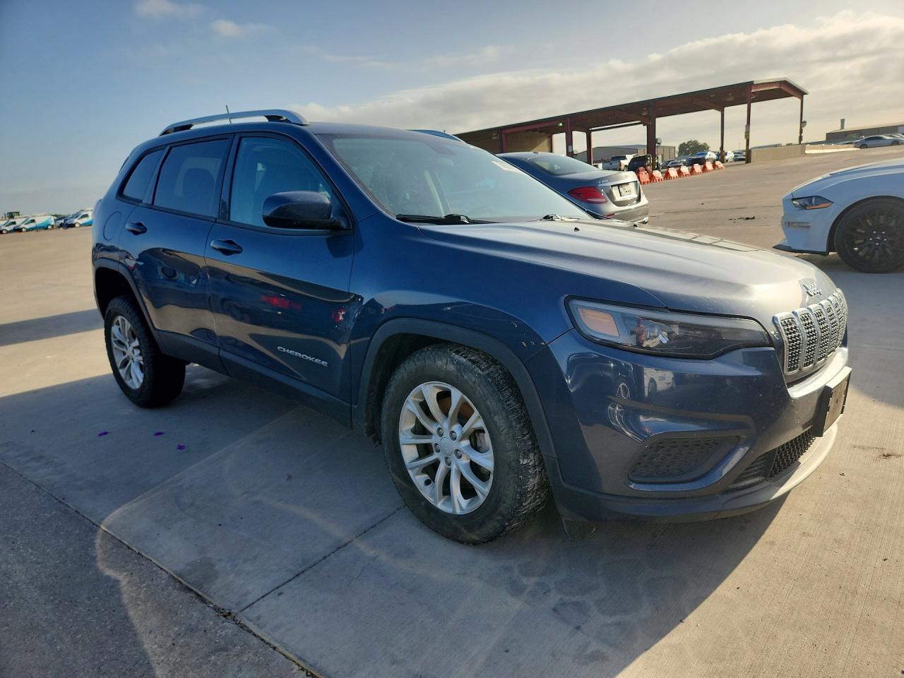 2020 JEEP CHEEROKE — Фото 4 из 14