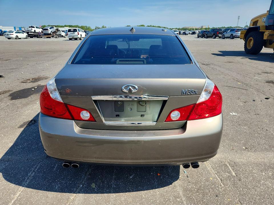 2006 INFINITI M35 BASE — Фото 6 из 13