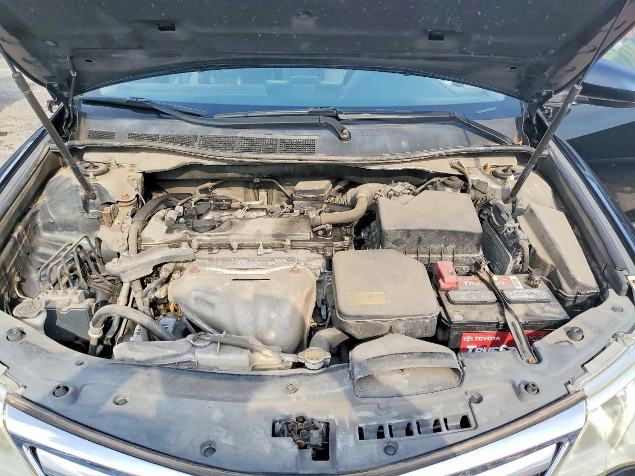 2012 TOYOTA CAMRY LE — Фото 11 из 12