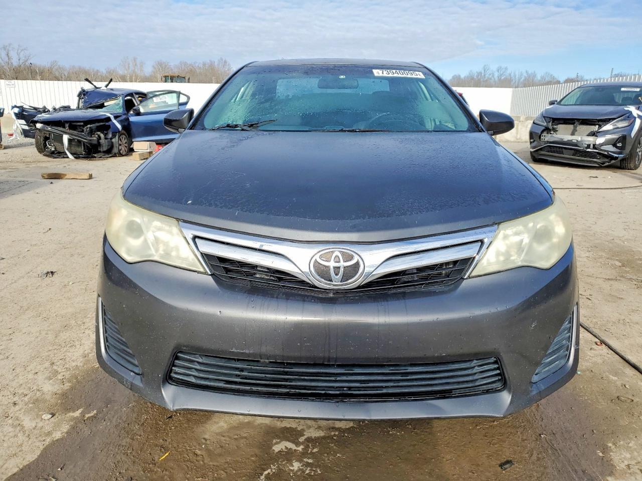 2012 TOYOTA CAMRY LE — Фото 5 из 12
