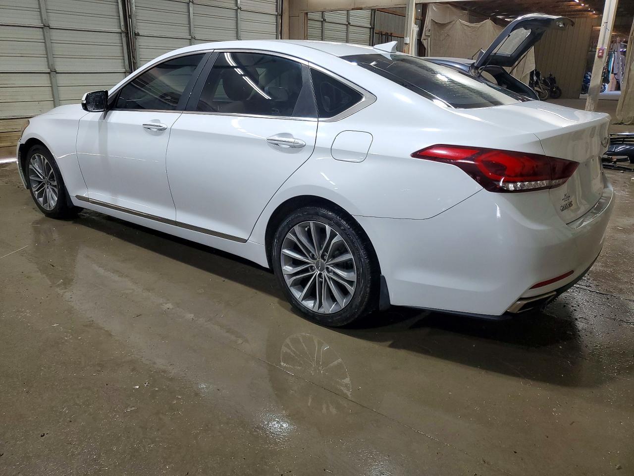 2016 HYUNDAI GENESIS 3.8L — Фото 2 из 12