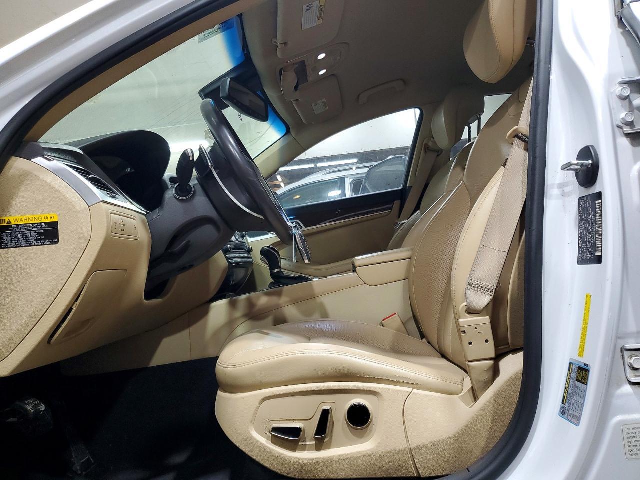 2016 HYUNDAI GENESIS 3.8L — Фото 7 из 12
