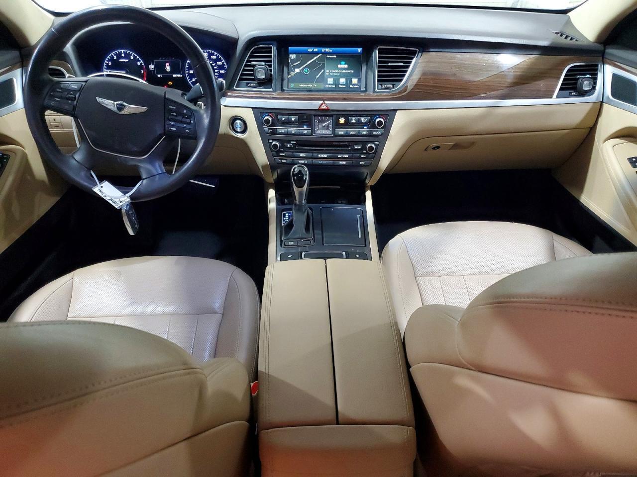 2016 HYUNDAI GENESIS 3.8L — Фото 8 из 12
