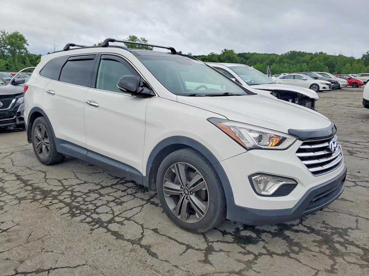 2016 HYUNDAI SANTA FE SE — Фото 4 из 14