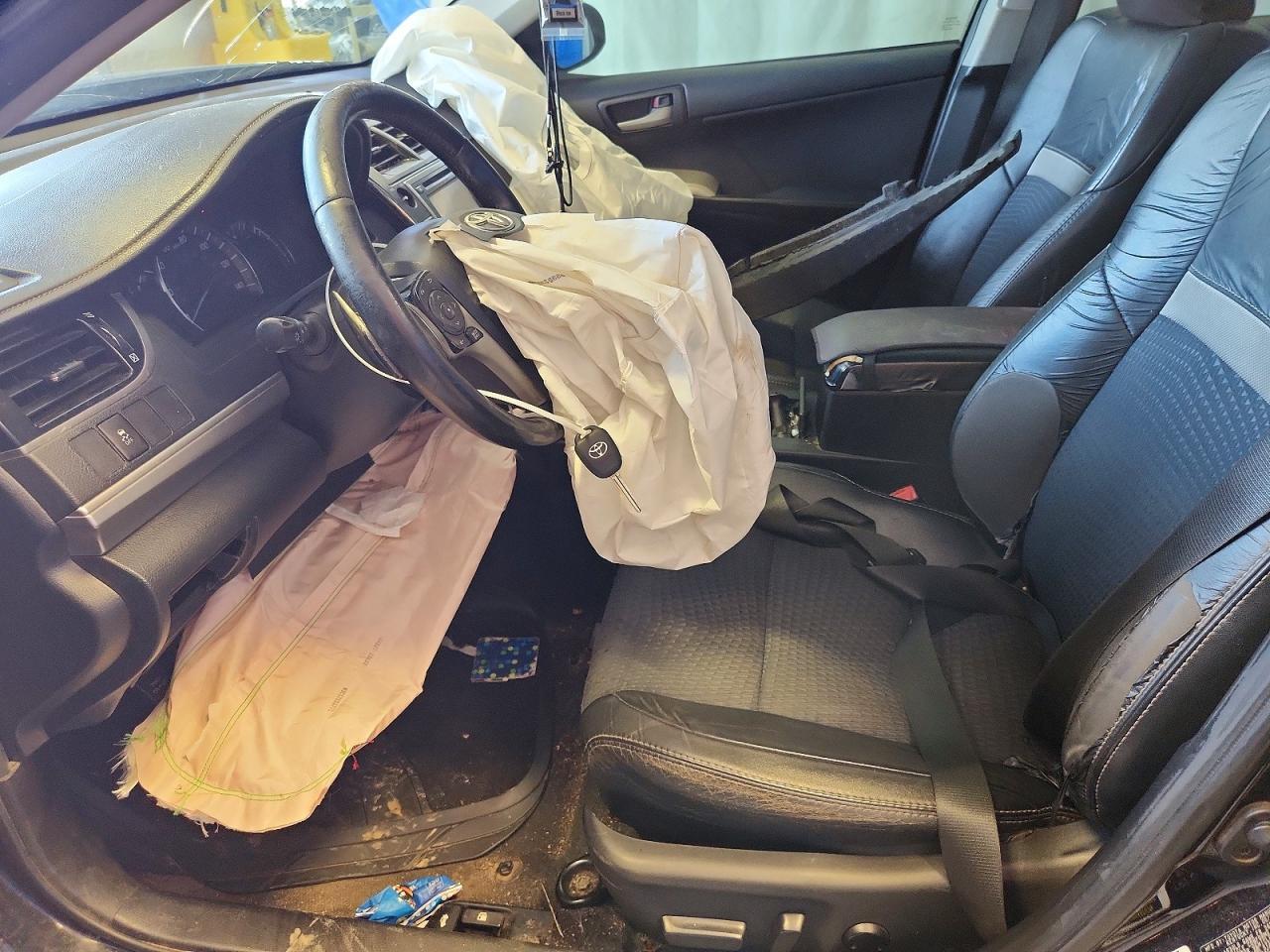 2012 TOYOTA CAMRY SE — Фото 7 из 12