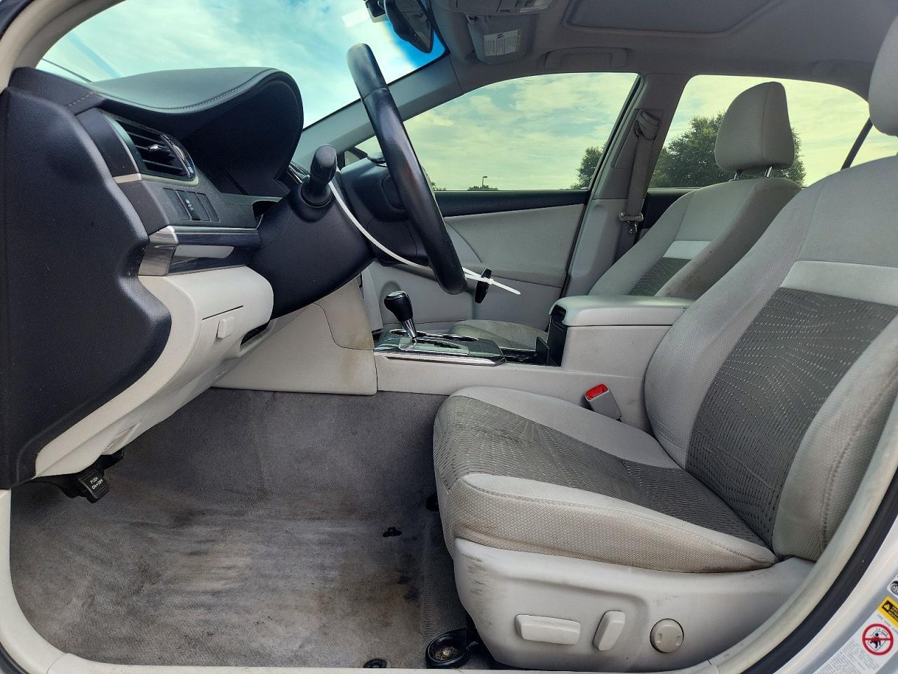 2012 TOYOTA CAMRY HYBRID — Фото 7 из 12