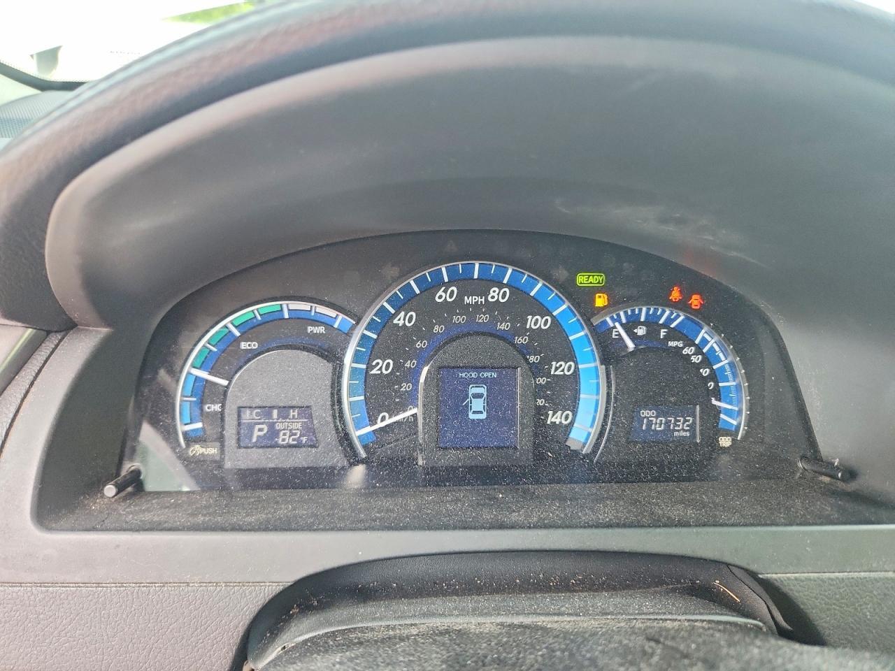 2012 TOYOTA CAMRY HYBRID — Фото 9 из 12