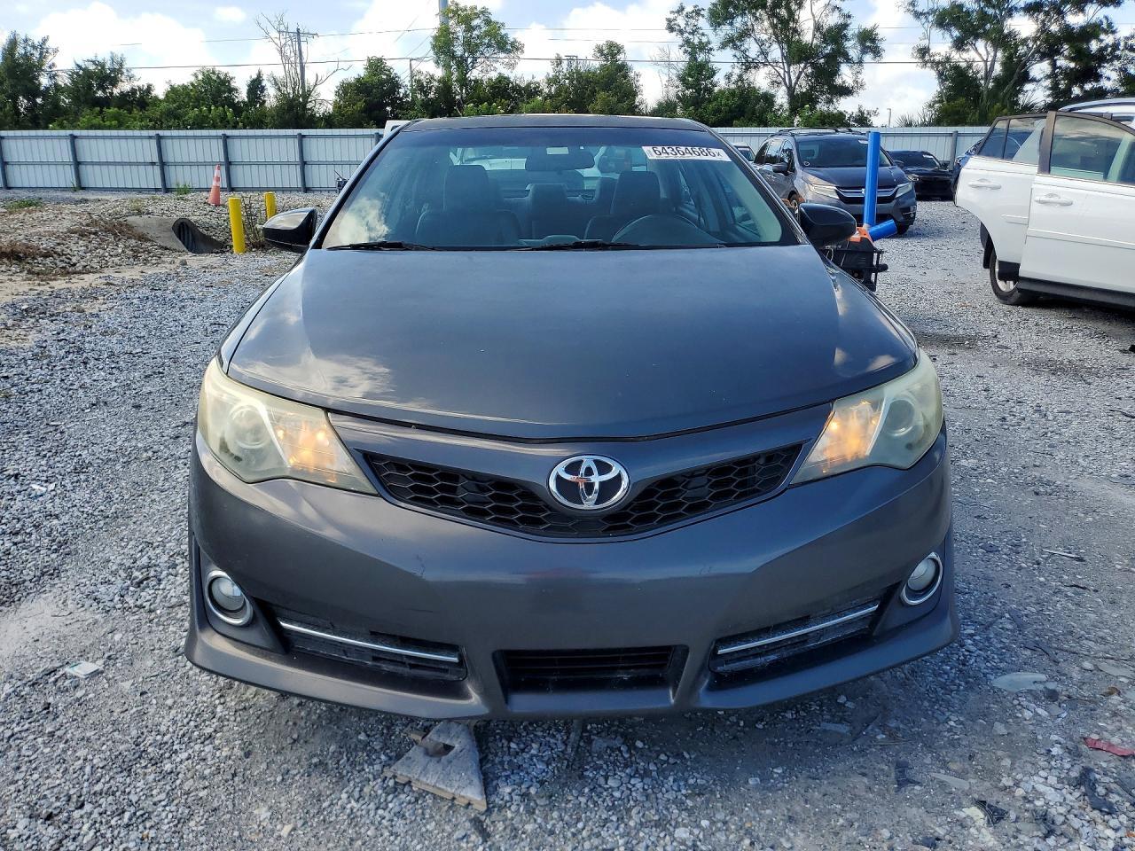 2012 TOYOTA CAMRY SE — Фото 5 из 12
