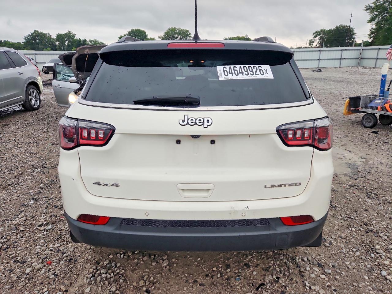 2020 JEEP COMPASS LIMITED — Фото 6 из 14