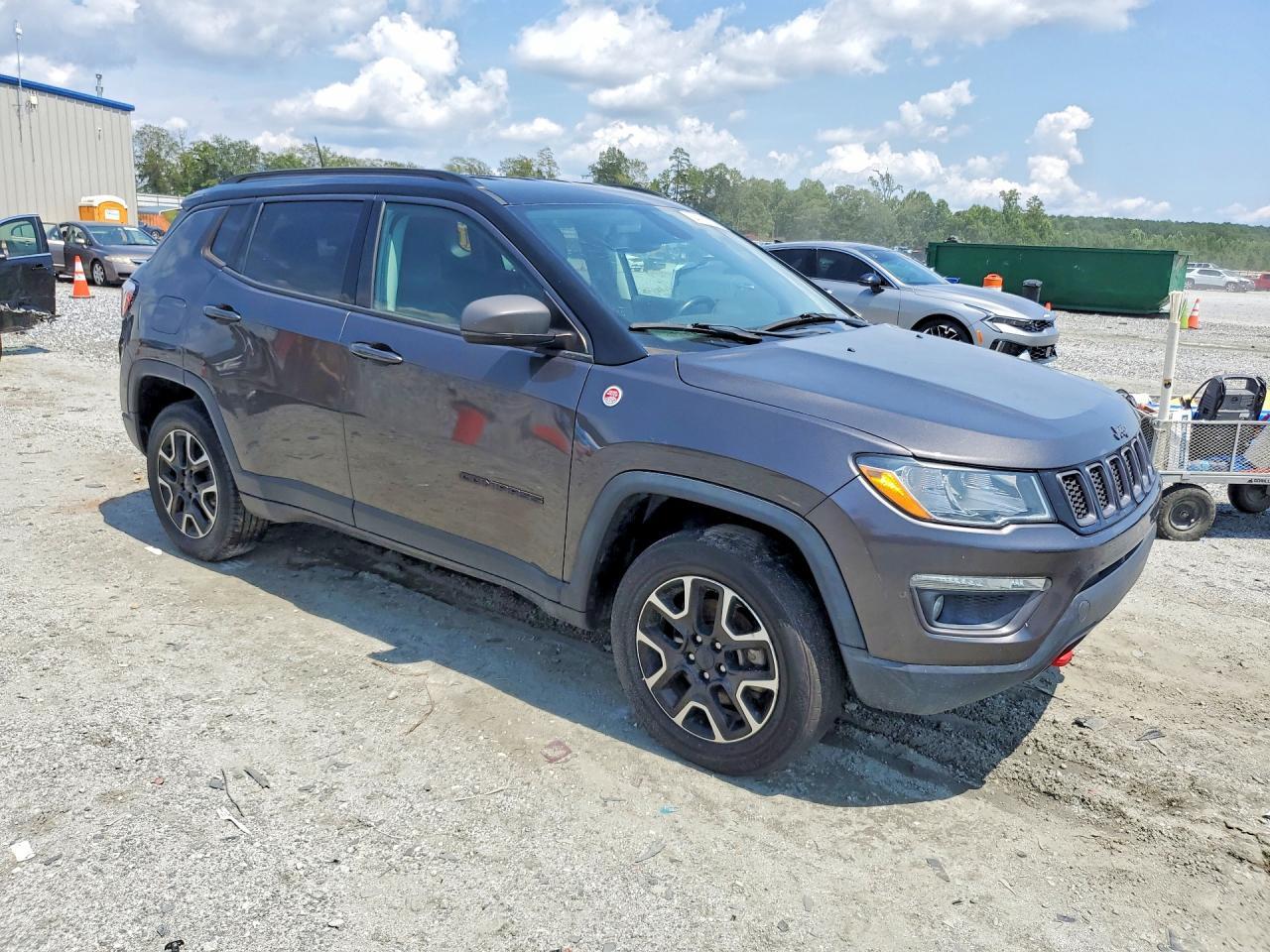 2020 JEEP COMPASS TRAILHAWK — Фото 4 из 13