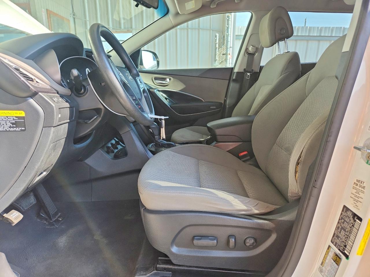 2016 HYUNDAI SANTA FE SE — Фото 7 из 12
